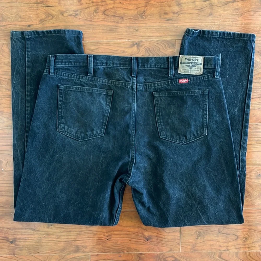 COPY - Wrangler Black Denim Straight Leg Jeans